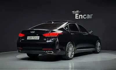 Hyundai Genesis 2016, 122096 км, за 10990000 KRW