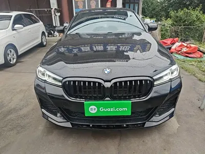 BMW 5 Series 2022, 92200 км, за 178400 CNY - фото 3