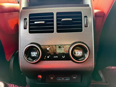 Land Rover Sport 2019, 90000 км, за 339799 CNY - фото 16