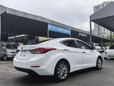 Hyundai Elantra Langdong 2017, 99000 км, за 26000 CNY - фото 4