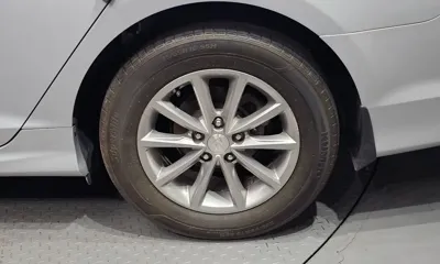Hyundai Sonata 2018, 163389 км, за 7900000 KRW - фото 5