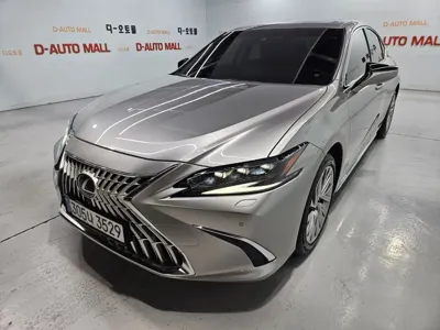 Lexus ES 2026, 7860 км, за 52500000 KRW - фото 3