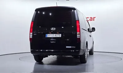 Hyundai Staria 2025, 9509 км, за 28400000 KRW