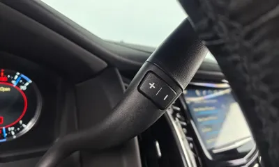 Cadillac Escalade 2016, 50027 км, за 41690000 KRW - фото 9