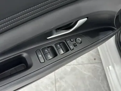 Hyundai Elantra 2023, 30000 км, за 79800 CNY - фото 13
