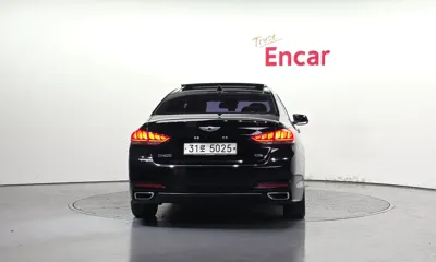 Hyundai Genesis 2015, 213033 км, за 6500000 KRW