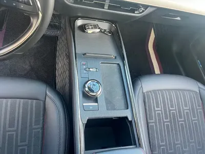 Ford Mondeo 2022, 28600 км, за 88800 CNY - фото 9