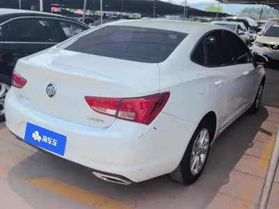Buick Verano 2018, 102200 км, за 46200 CNY