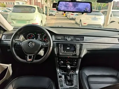 Volkswagen Passat 2018, 118600 км, за 59300 CNY - фото 10