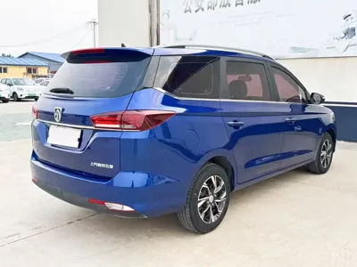 Baojun 360 2018, 70000 км, за 17500 CNY - фото 6