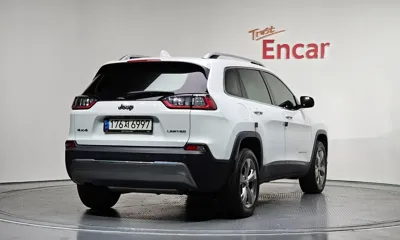Jeep Cherokee 2021, 131474 км, за 14200000 KRW