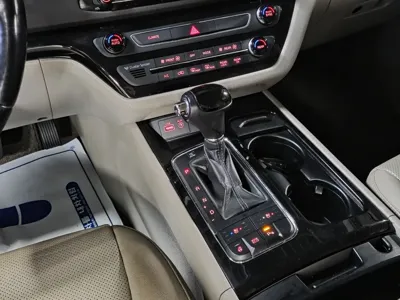 Kia Canival 2016, 204023 км, за 6790000 KRW - фото 9