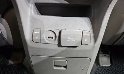 Kia Canival 2017, 148912 км, за 10500000 KRW - фото 19