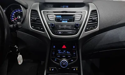 Hyundai Avante 2016, 69838 км, за 6500000 KRW - фото 13