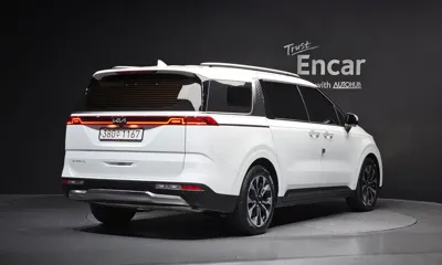 Kia Canival 2023, 59907 км, за 99990000 KRW