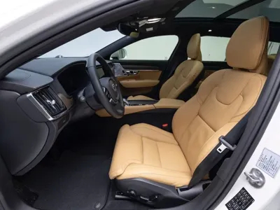 Volvo V90 2025, 6104 км, за 63000000 KRW - фото 9