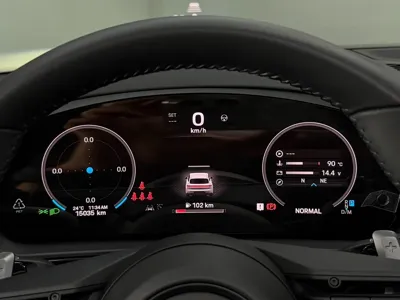 Porsche Cayenne 2024, 15035 км, за 140000000 KRW - фото 8