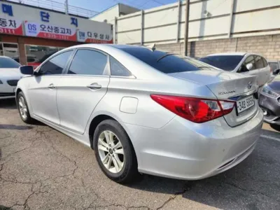 Hyundai Sonata 2012, 193160 км, за 3300000 KRW - фото 6
