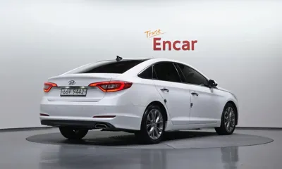 Hyundai Sonata 2016, 112486 км, за 9000000 KRW