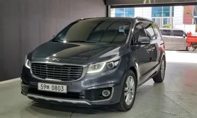 Kia Canival · 2017 год