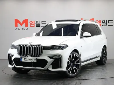 BMW X7 · 2022 год