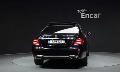 Mercedes-Benz E-Class 2019, 90379 км, за 26900000 KRW