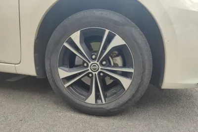 Nissan Sylphy 2019, 47100 км, за 43758.53 CNY
