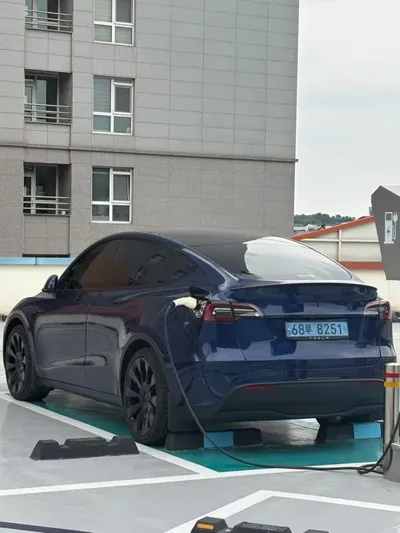 Tesla Model Y 2021, 171000 км, за 28000000 KRW