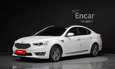 Kia K7 · 2015 год