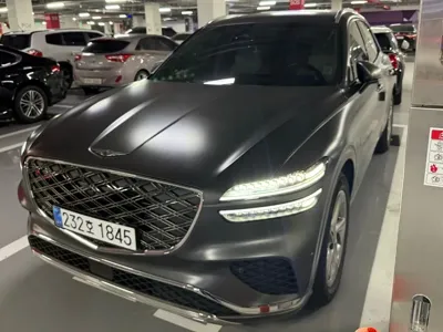 Genesis GV70 · 2025 год