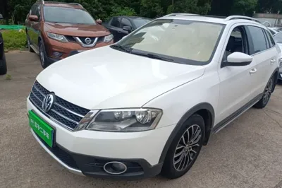 Volkswagen Cross Lavida · 2014 год