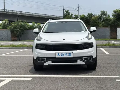 Lynk & Co 01 2018, 80000 км, за 45800 CNY
