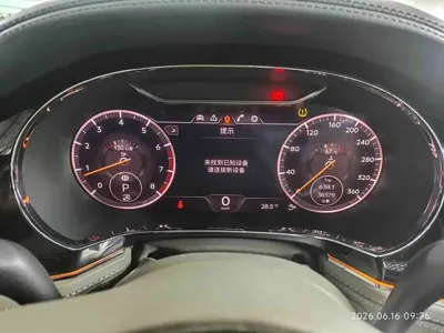 Bentley Continental 2020, 38000 км, за 1688000 CNY - фото 9