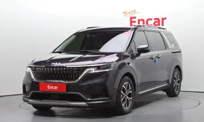 Kia Canival · 2023 год