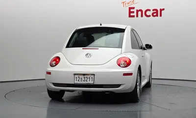 Volkswagen Beatle 2010, 121253 км, за 3900000 KRW
