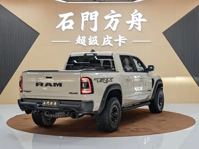 RAM Ram Trucks 2023, 33000 км, за 758000 CNY