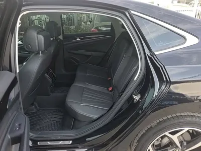 Volkswagen Passat 2024, 26600 км, за 120000 CNY - фото 17
