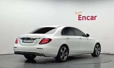 Mercedes-Benz E-Class 2019, 76559 км, за 21300000 KRW