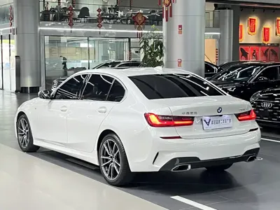 BMW 3 Series 2021, 50000 км, за 155800 CNY - фото 9