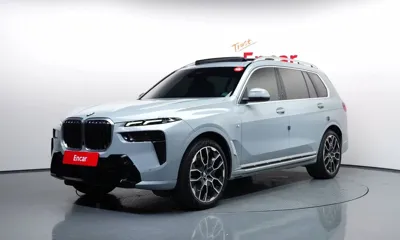 BMW X7 · 2024 год