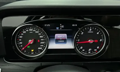 Mercedes-Benz E-Class 2018, 138828 км, за 20000000 KRW - фото 8