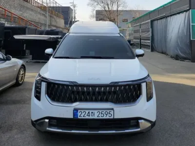 Kia Canival · 2025 год