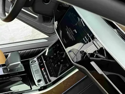Audi A8 2023, 44700 км, за 478000 CNY - фото 11