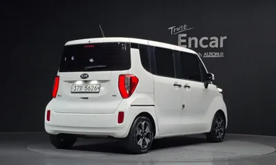 Kia Ray 2013, 124187 км, за 6500000 KRW