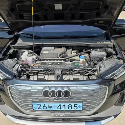 Audi Q4 e-tron 2022, 96760 км, за 27500000 KRW - фото 20