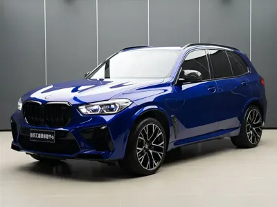 BMW X5 M 2023, 35000 км, за 698000 CNY