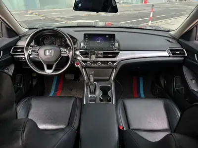Honda Accord 2018, 140000 км, за 69800 CNY - фото 14