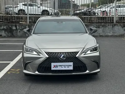 Lexus ES 2019, 65000 км, за 169000 CNY