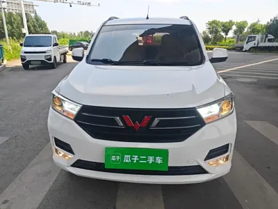 Wuling Hongguang 2023, 60100 км, за 36500 CNY - фото 3