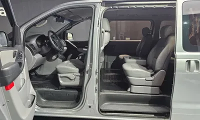 Hyundai Starex 2016, 141699 км, за 11000000 KRW - фото 10